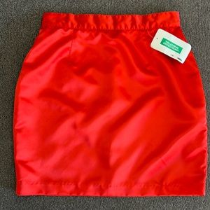 United Colors of Benetton Mini Skirt NWT. EU size 44.